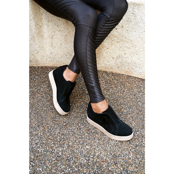 SPANX NWT Faux Leather Moto Leggings in Very Black // XS - Picture 5 of 14